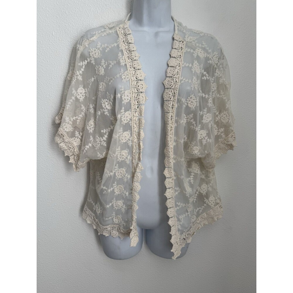 Monteau Cream Lace Short Sleeve Kimono Women’s Size M Festival Boho Cottagecore
